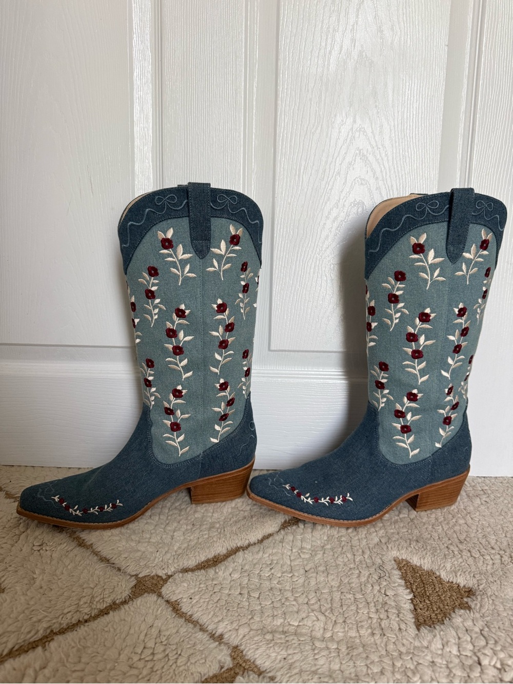 Worn once Ivy City Co Blue Embroidered Rosemary Boots